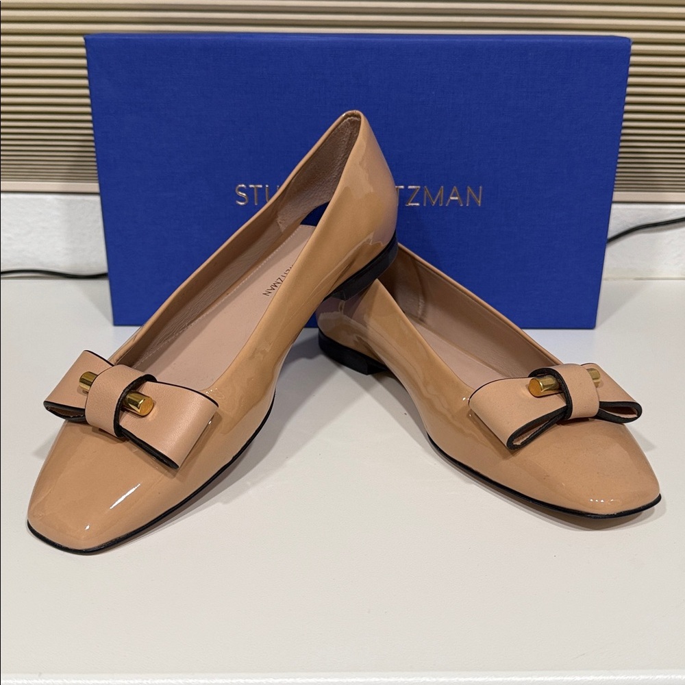 Stuart Weitzman Emilia Leather Flat with Bow Accent